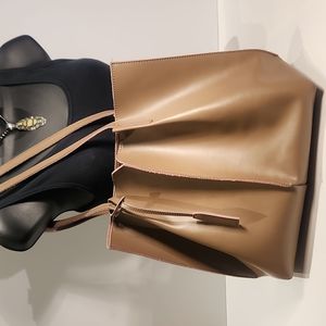 Montpellier Folds Leather Purse in Etoupe Grey